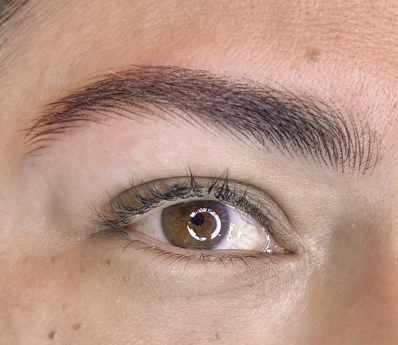 Trabajo de competencia Kenia — Hair Strokes en modelo real